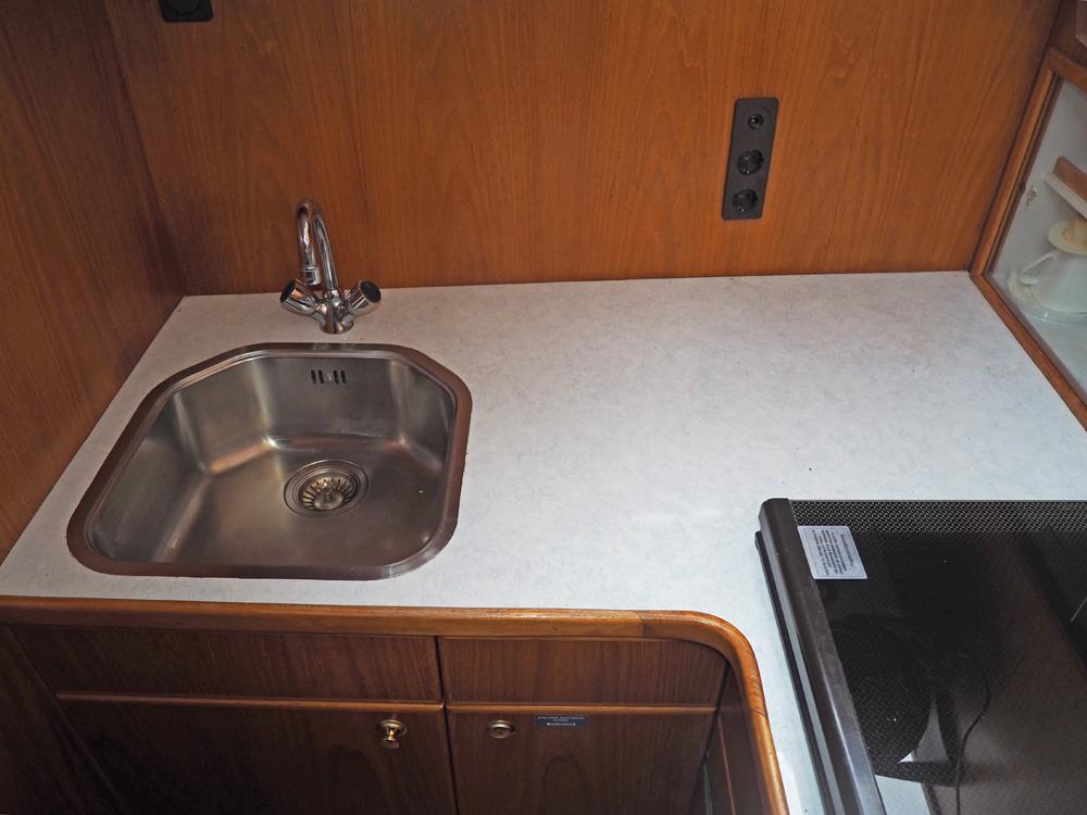 Fore ship, Accommodation